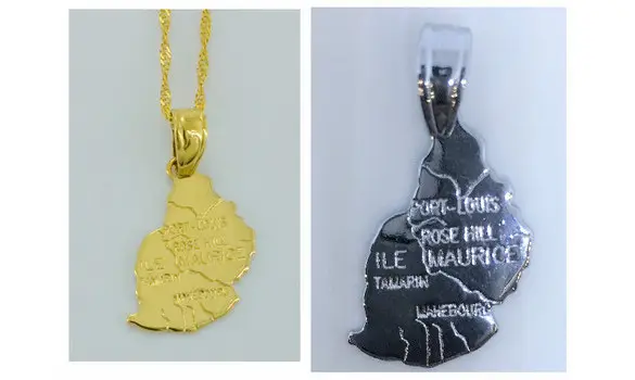 Pendentif Ile Maurice + chaine