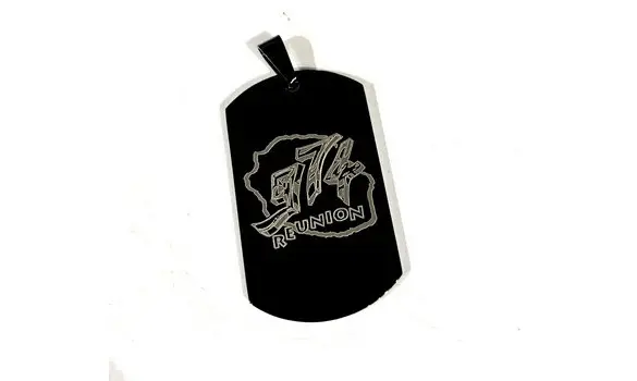 Pendentif noir 974 La Réunion militaire